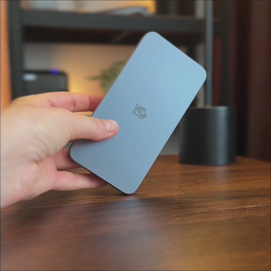 Hub USB-C 9-în-1 cu Slot SSD M.2 NVMe – AresShield One